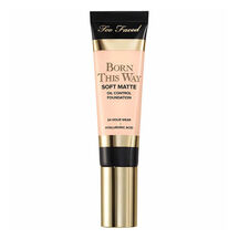 BORN THIS WAY BASE SOFT MATTE SNOW